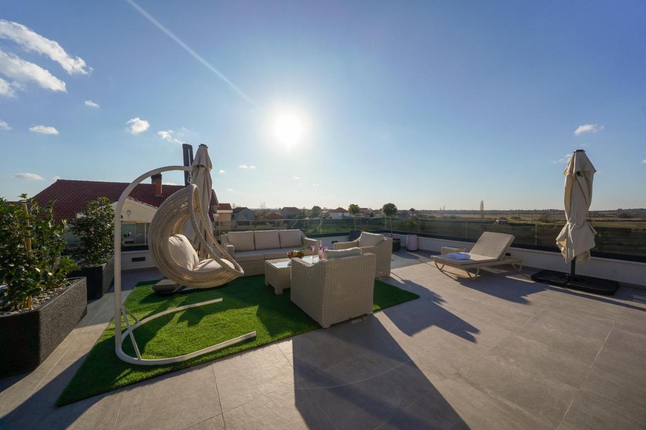 D-Palace Apartments-Olive Tree Donji Zemunik Ngoại thất bức ảnh